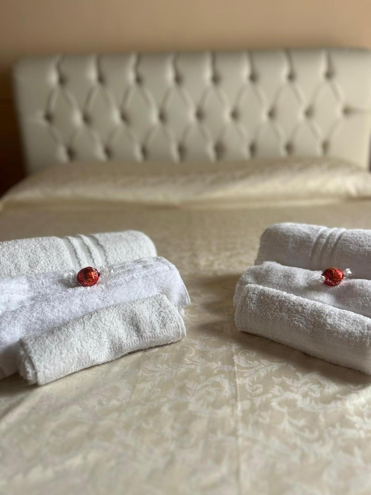 Maison Barriera - Luxury Suites - Salerno City Center Extérieur photo