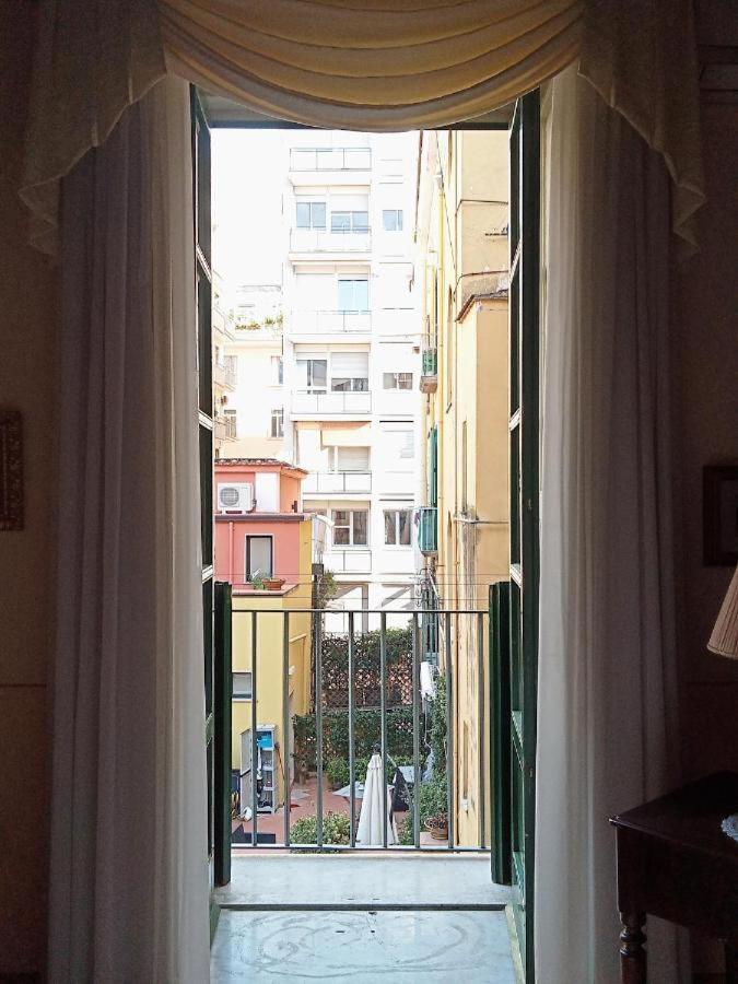 Maison Barriera - Luxury Suites - Salerno City Center Extérieur photo